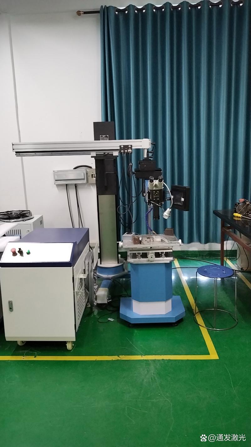 一體式光纖激光器模具焊機(jī) 國(guó)家高新技術(shù)企業(yè)引領(lǐng)激光焊接新潮流